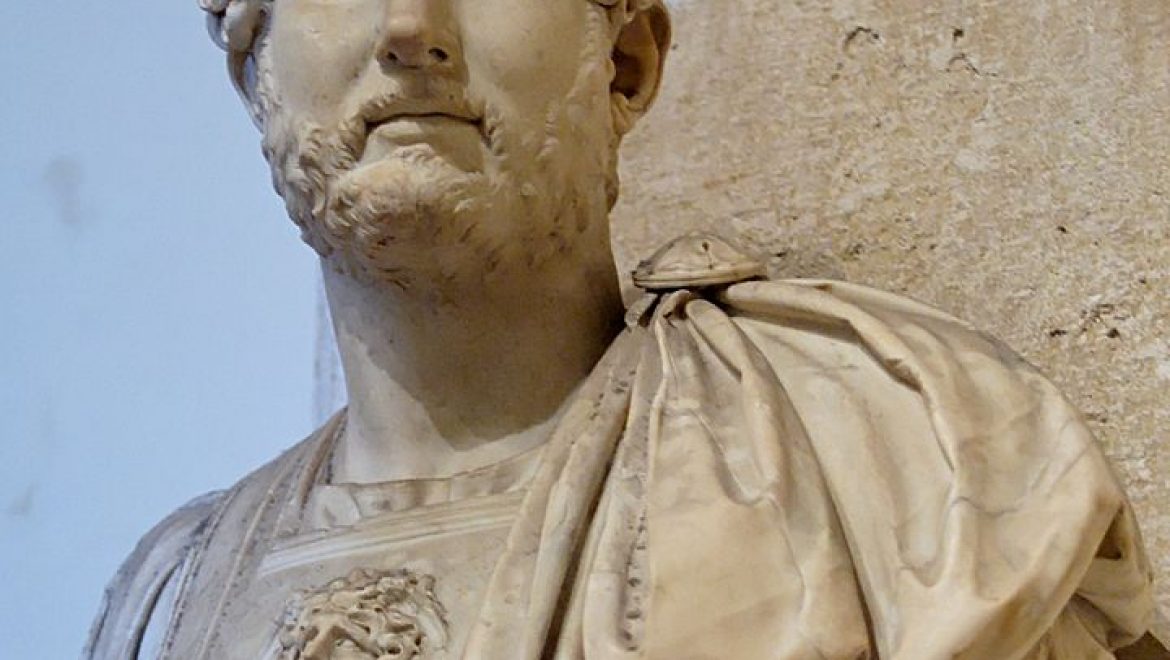 פסל ראש וחזה של הקיסר אדריאנוס